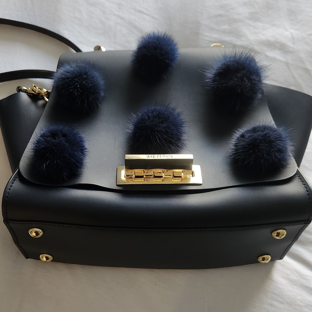 Navy fun Zac Purse